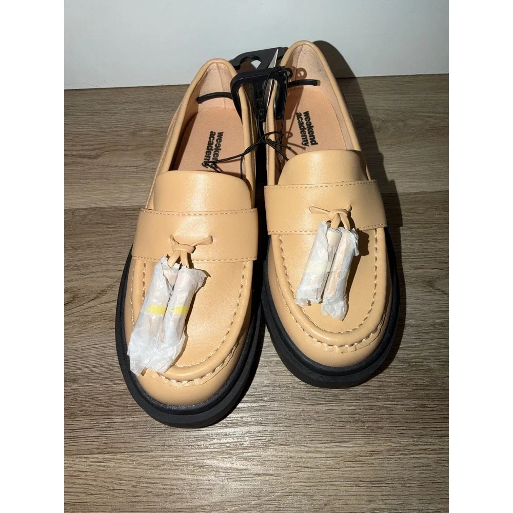 Girl shoes size 1 loafers